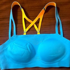 Brooks Sport Bra, Small very light padding